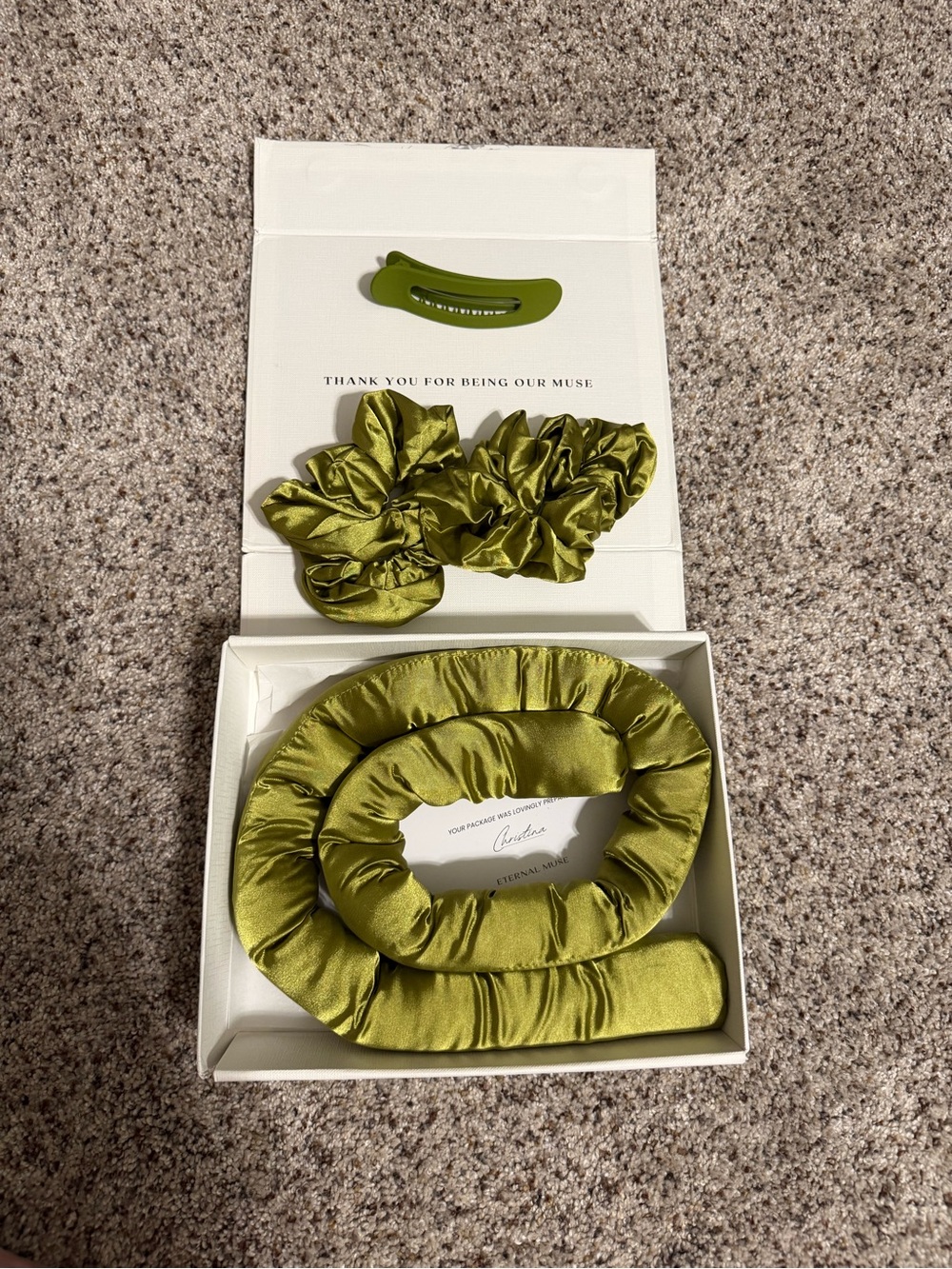 Olive Green Satin Hair Accessory Set โ Headband, Scrunchies & Clip